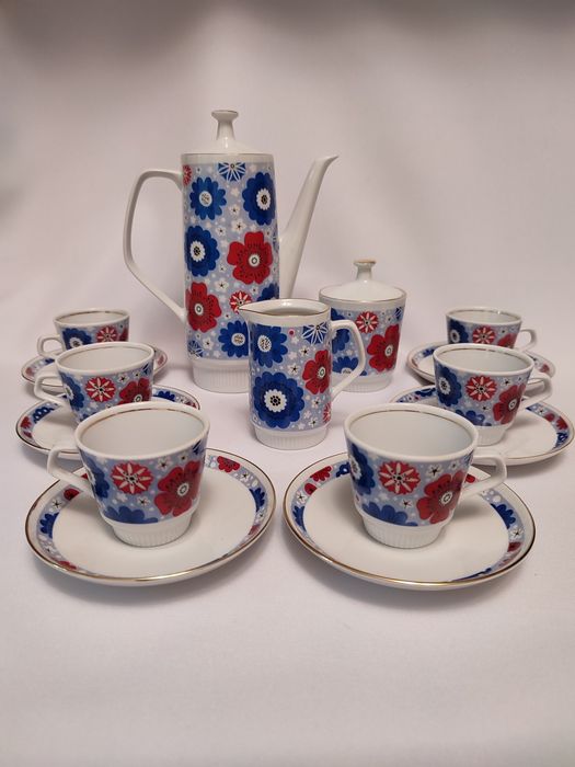 Чайный сервиз Одуванчик Дружковка.. Кофейный сервиз Кольдиц. Винтаж.