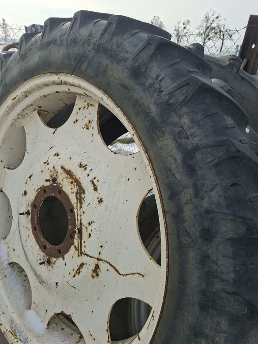 Komplet kól wąskich 230/95R36 12.4 R46