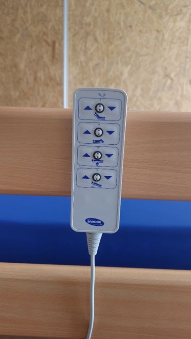 Cama hospitalar eletrica articulada