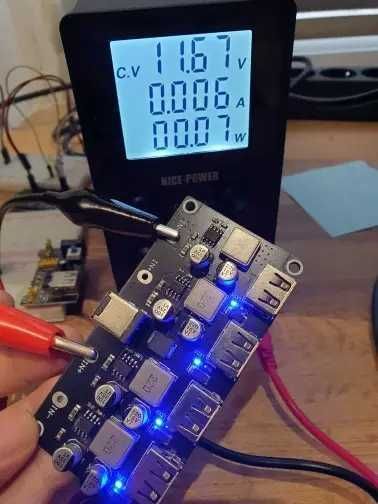 Понижающий модуль зарядого устр. DC-DC 6-32V на 4 USB QC 2.0, 3.0