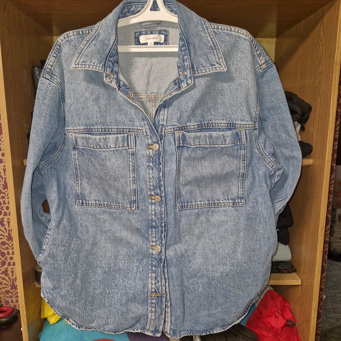 Продам джинсову рубашку