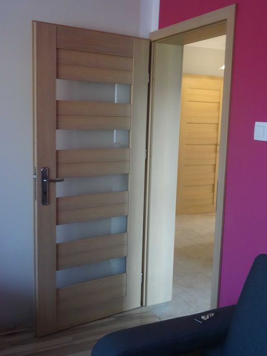 DRZWI WEWNĘTRZNE  KAMUFLAŻ maskownica zabudowa ościeżnicy z montażem