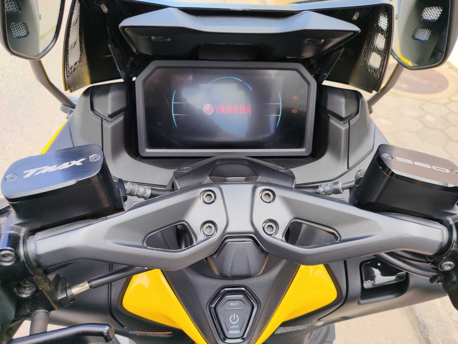 Yamaha TMAX 560cc