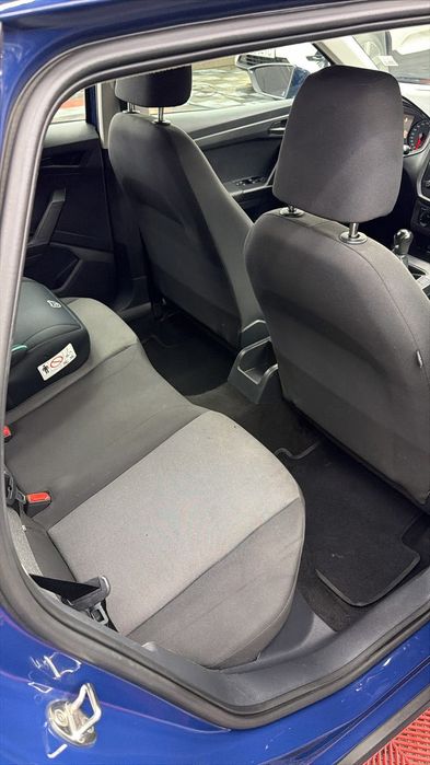 Seat Arona Azul 2019