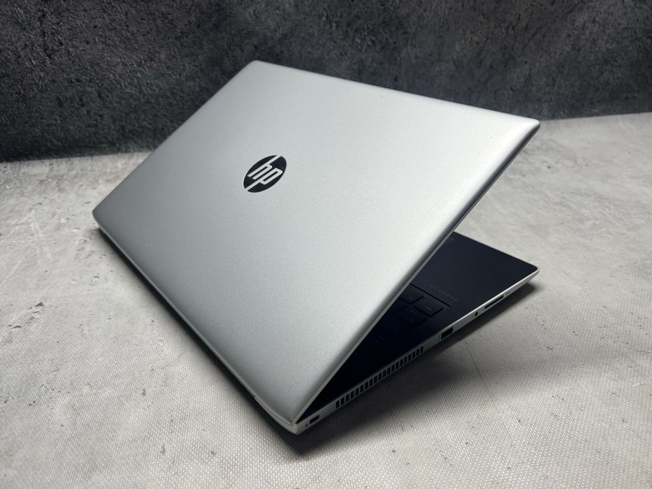 HP ProBook / i7 8550u 4.0 / 16GB DDR4 / 512SSD / 15.6 FHD / 930MX 2GB