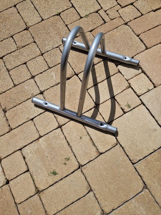 Stojak na rower do zamocowania