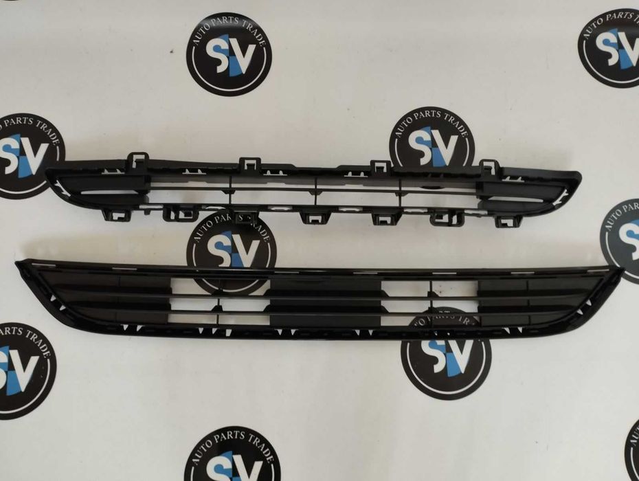 BMW X3 F25 решітка переднього бампера Х лайн центральна середня 51117338491 нижня 51117338493 верхня X line