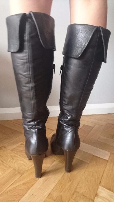 KOZAKI DAMSKIE czarne skórzane roz. 40