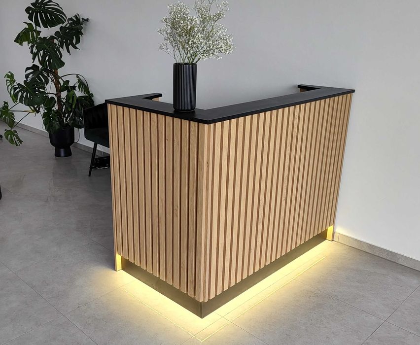 Lada recepcyjna biurko konsola do salonu