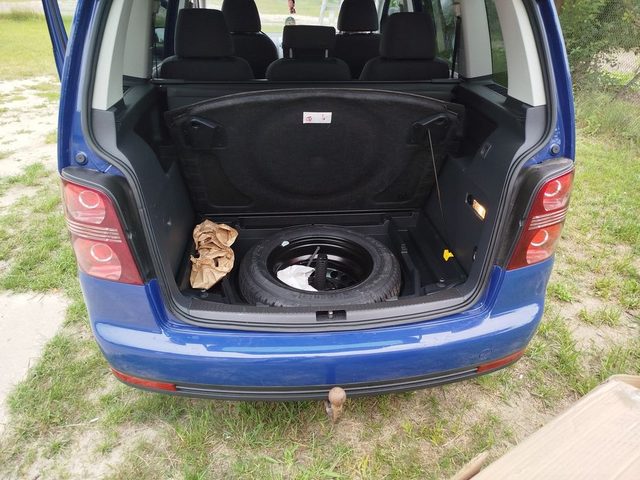 Volkswagen Touran в гарному стані.