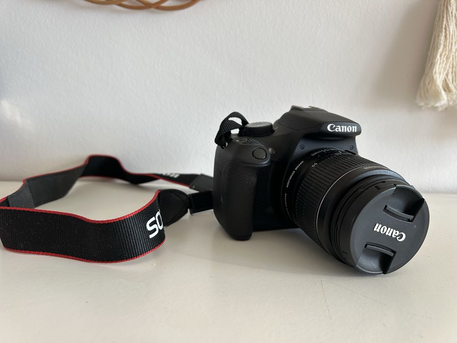 Maquina Fotografica - Canon EOS 1200D