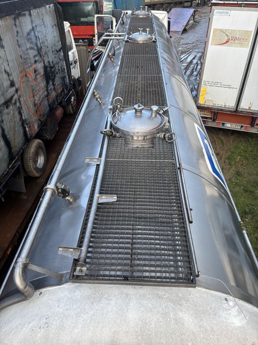 Cisterna inox/ alimentar