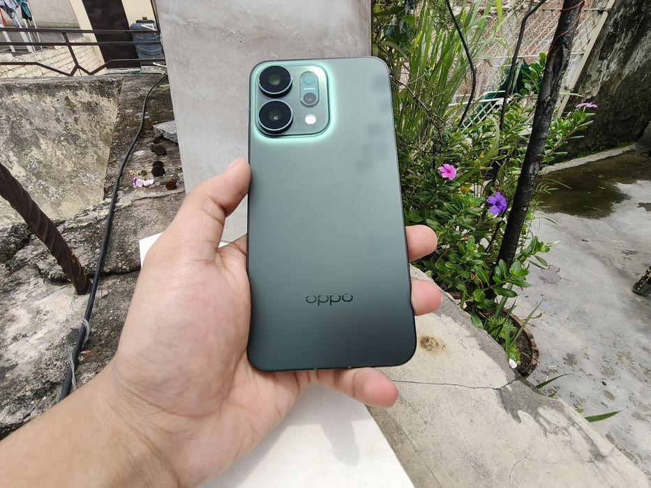 OPPO Reno 14 5g como novo