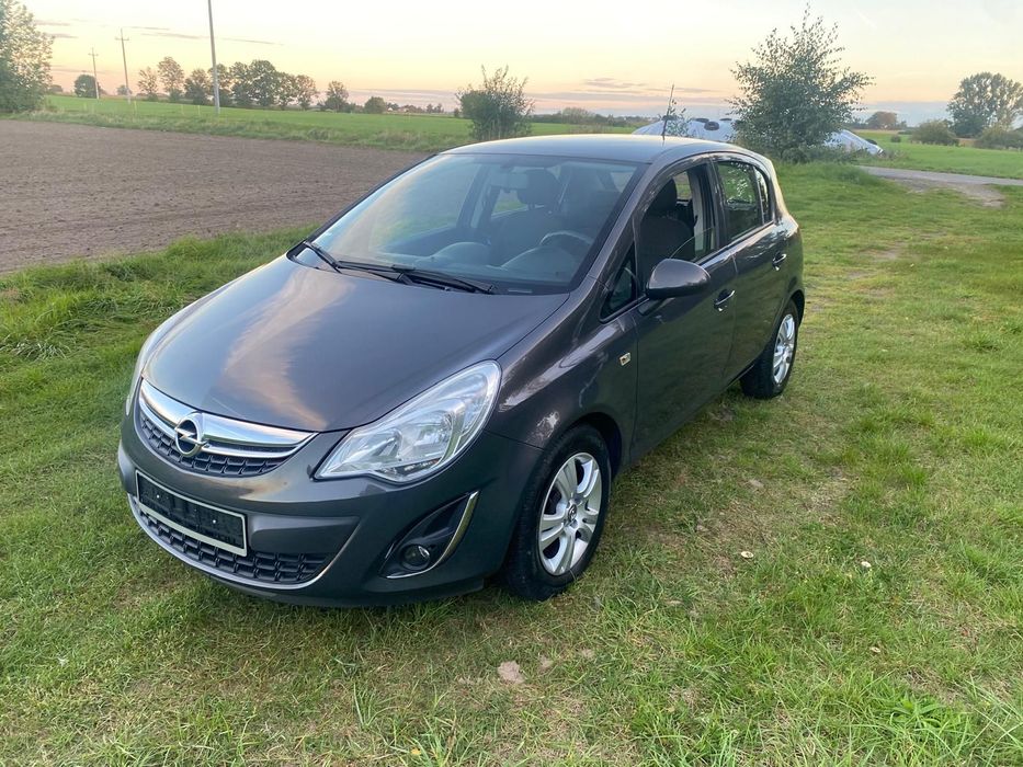 Opel Corsa 1,2 benzyna . Przygotowana do rejestracji.