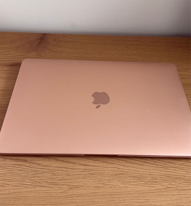 Vendo Macbook Air 13 inch 2020