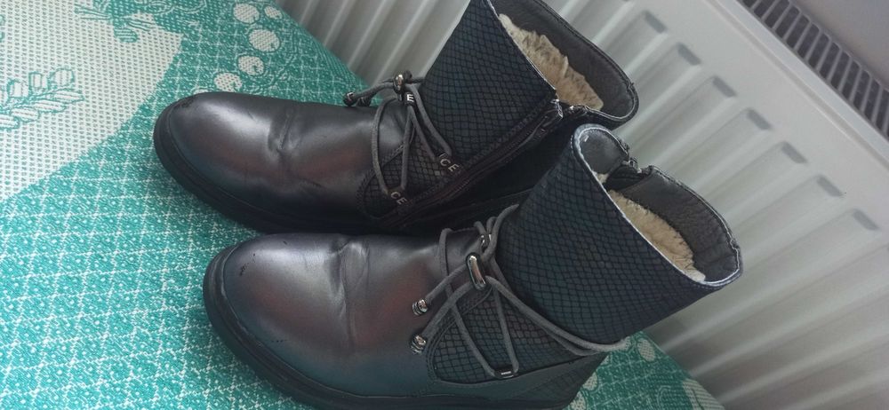 Сапоги зимові для дівчинки 35 р.