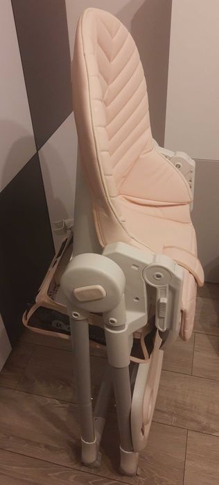 Krzesełko do karmienia, Kinderkraft Lastree