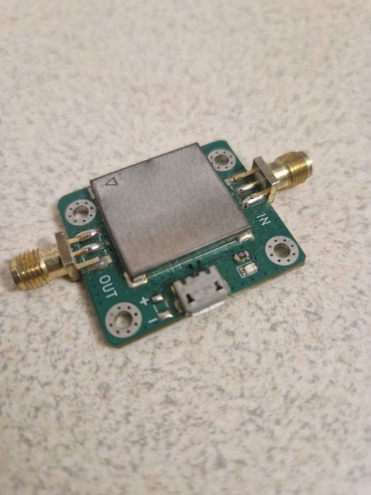 Wzmacniacz odbioru 20dB OpenSourceSDR Lab 50MHz-6GHz
