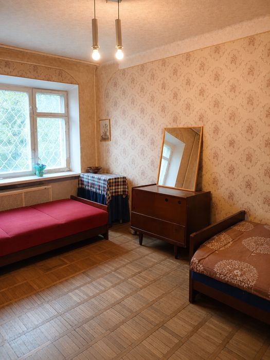 Програми , ваучер .Продам 2 к квартиру,фасад,  вул Волинська  метро Вокзальна Севастопальска площа