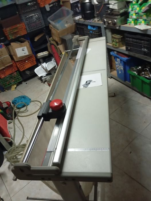 Impressora plotter e guilhotina de papel 1.50m
