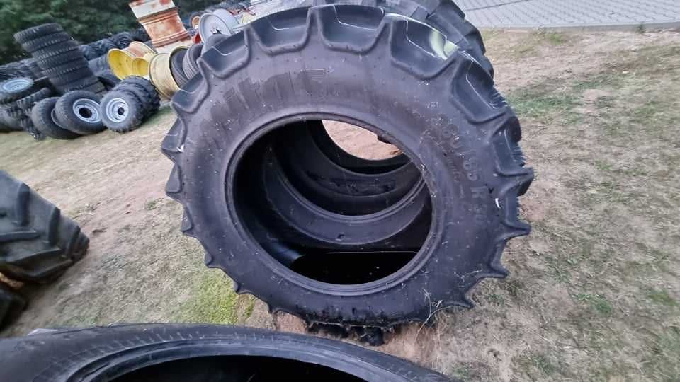 Opona 380/85r30  14,9r30 MITAS