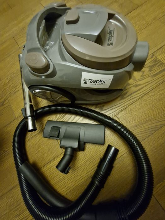 Продам пилесос zepter