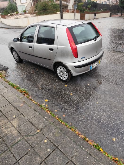 Fiat Punto em bom estado