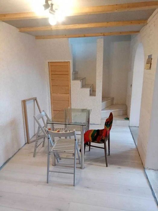 Продаж дачного будинку з ремонтом Завадів