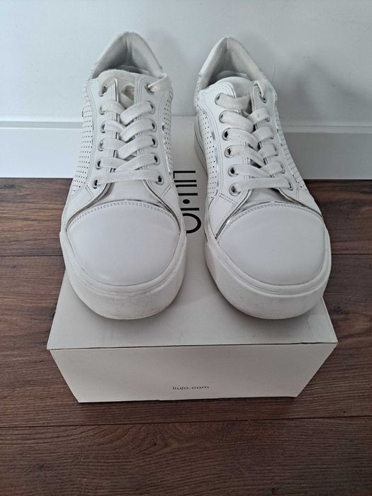 Buty sneakersy białe Liu Jo rozmiar 38
