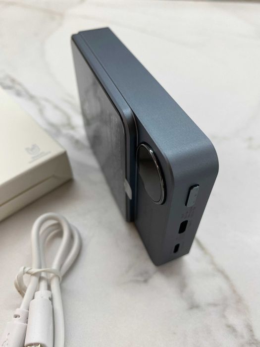 повербанк для айфона Apple MagSafe Power Bank Iphone 10000mAh 20W