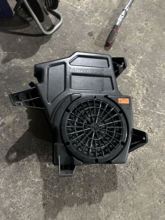 Савбуфер сабвуфер мерседес gl166 w166 HARMAN KARDON