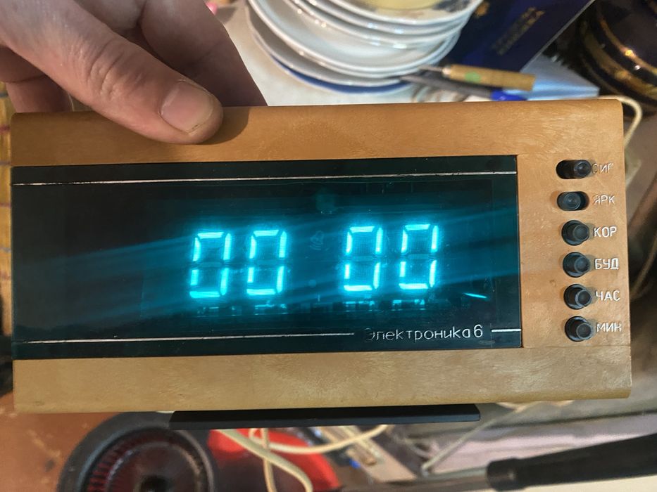 Продам часы Електроника 6