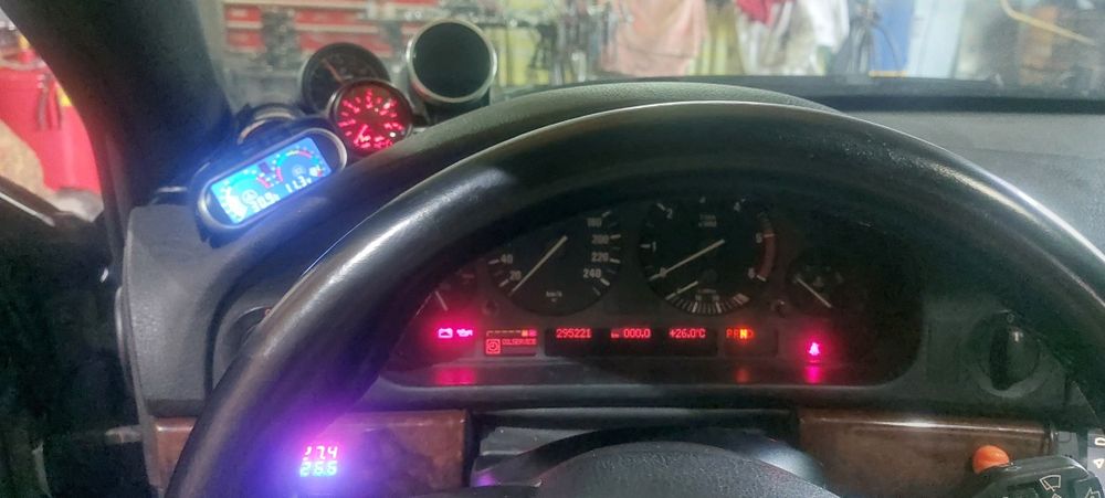 Продам Е39 М57 3.0 дизель 350+