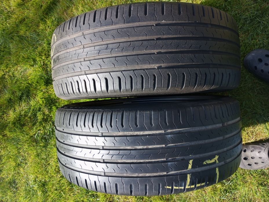Opony kompet4szt.R17/215/45 Continental