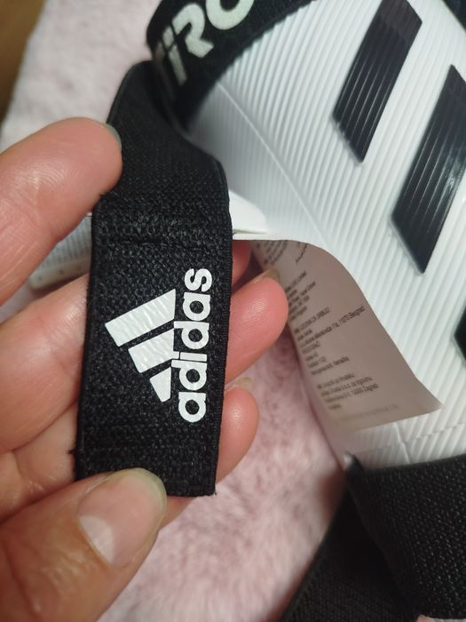 Ochraniacze nagolenniki Trio adidas rozmiar m