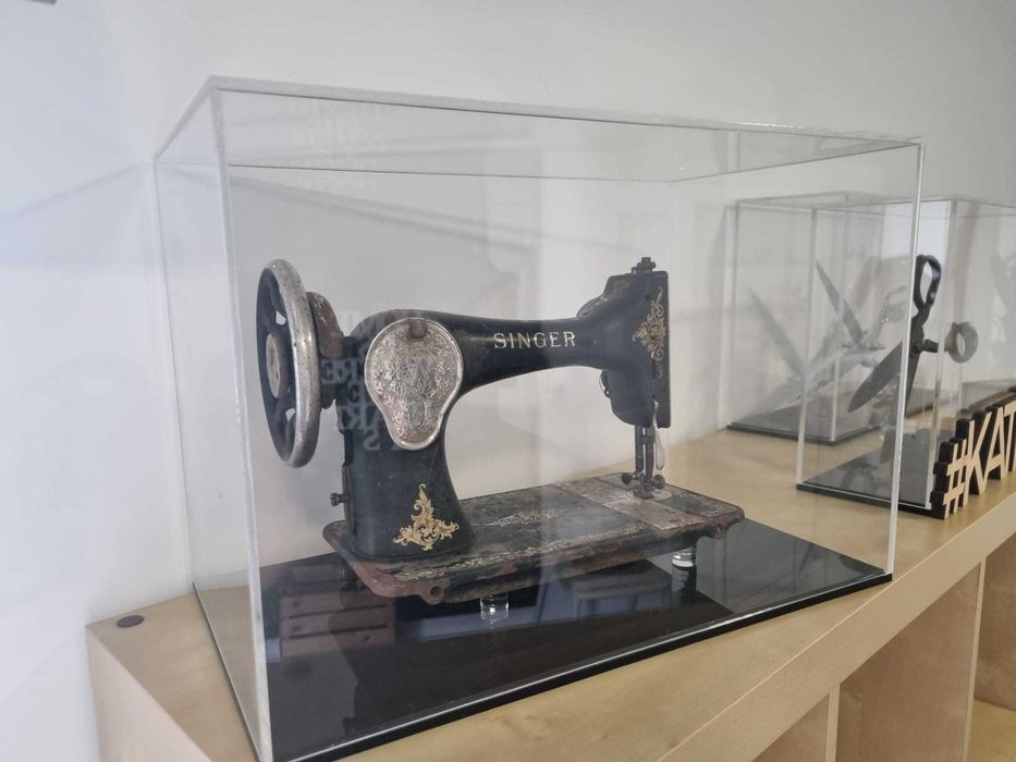 Máquina de costura Singer de exposição