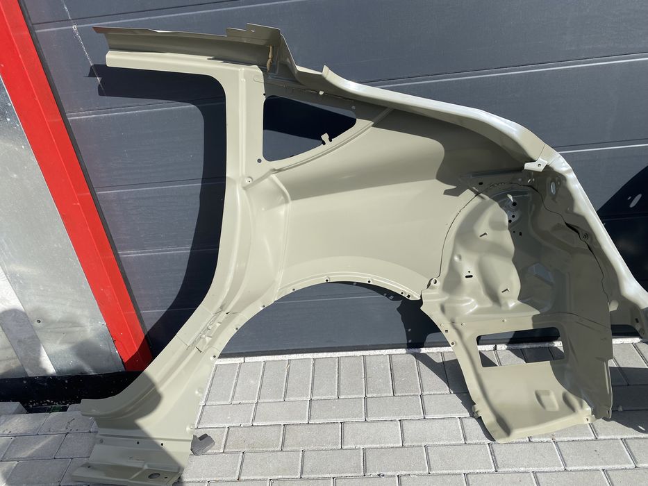 Филенка задняя левая правая четверть задняя Tesla Model Y: 650