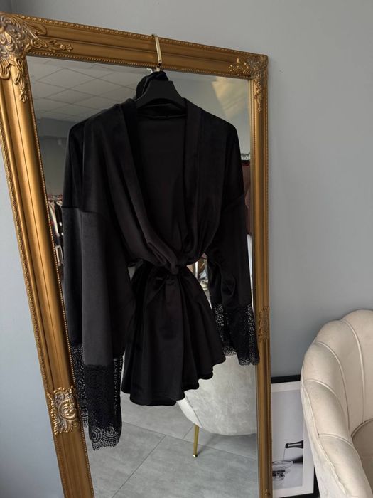 Ніжний велюровий халат