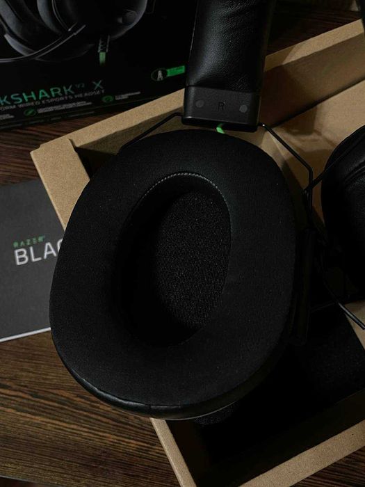 Топовые игровые наушники с микрофоном Razer BlackShark V2 X