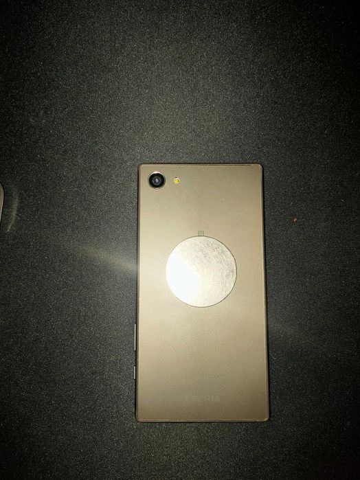 Telemóvel Sony Xperia Z5 Compact (Como Novo)