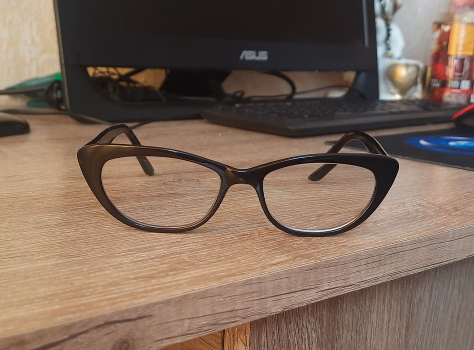 Окуляри для зору оправа лисичка