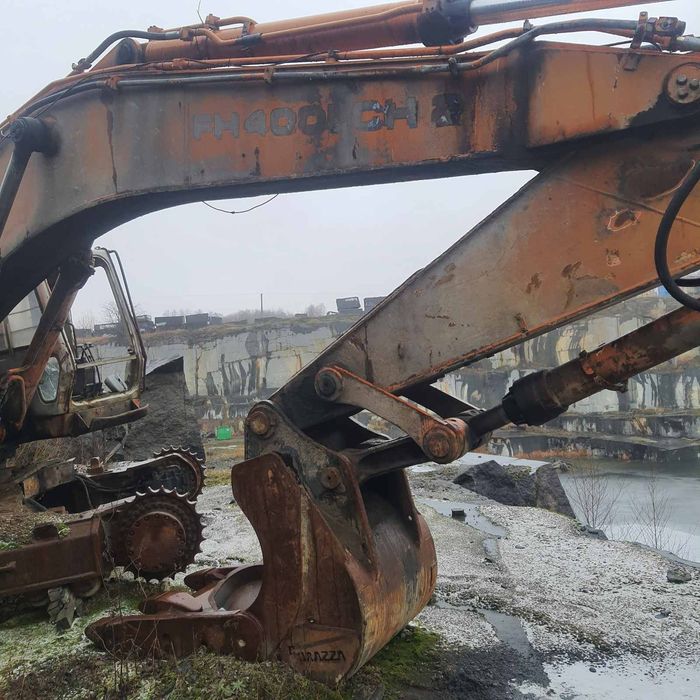 Fiat HITACHI FН400 на відновлення чи металобрухт