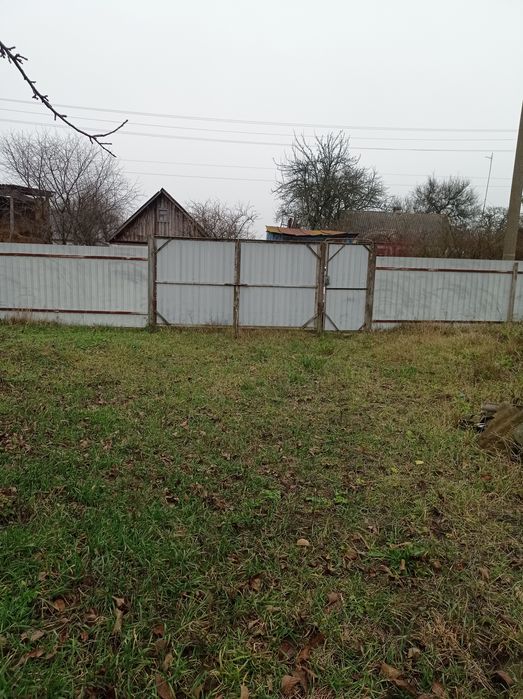 Продам садибу в селі Чемер. Траса Чернігів-Київ.