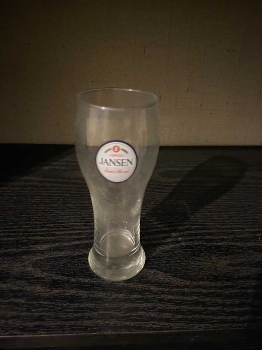 copo de cerveja jansen