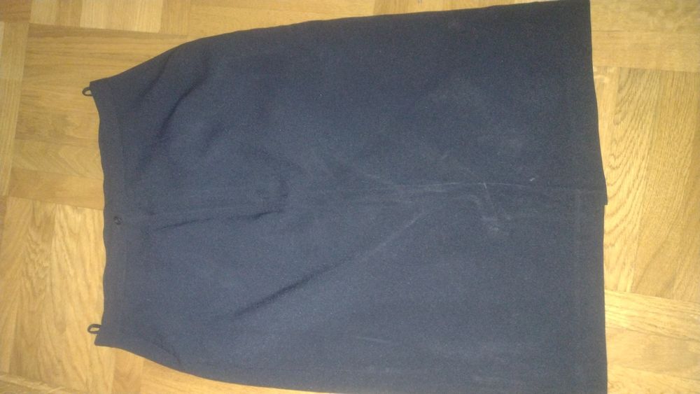 Spódnica czarna roz. L