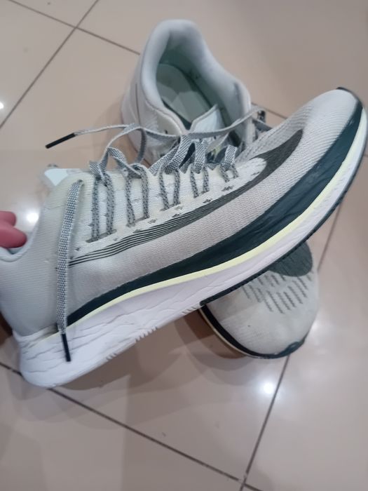 Ténis Nike tamanho 38