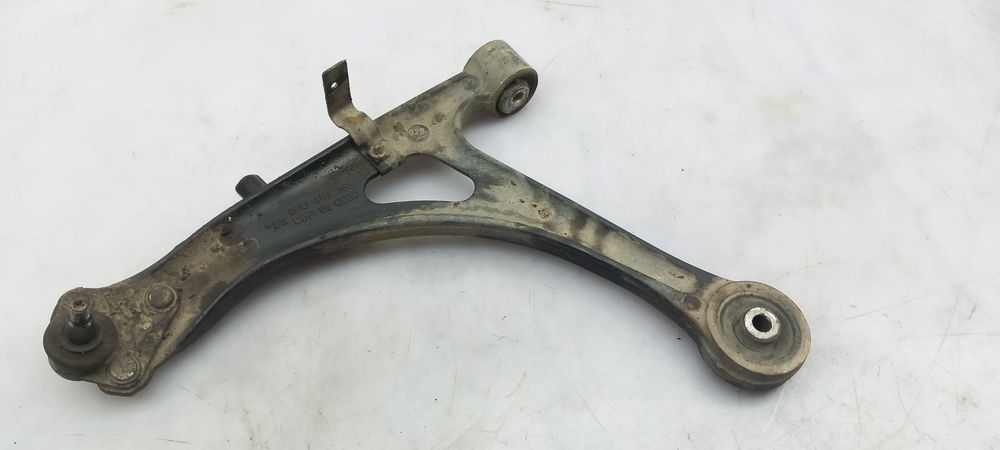 Braço de suspensão frente direito AUDI TT (8N3)