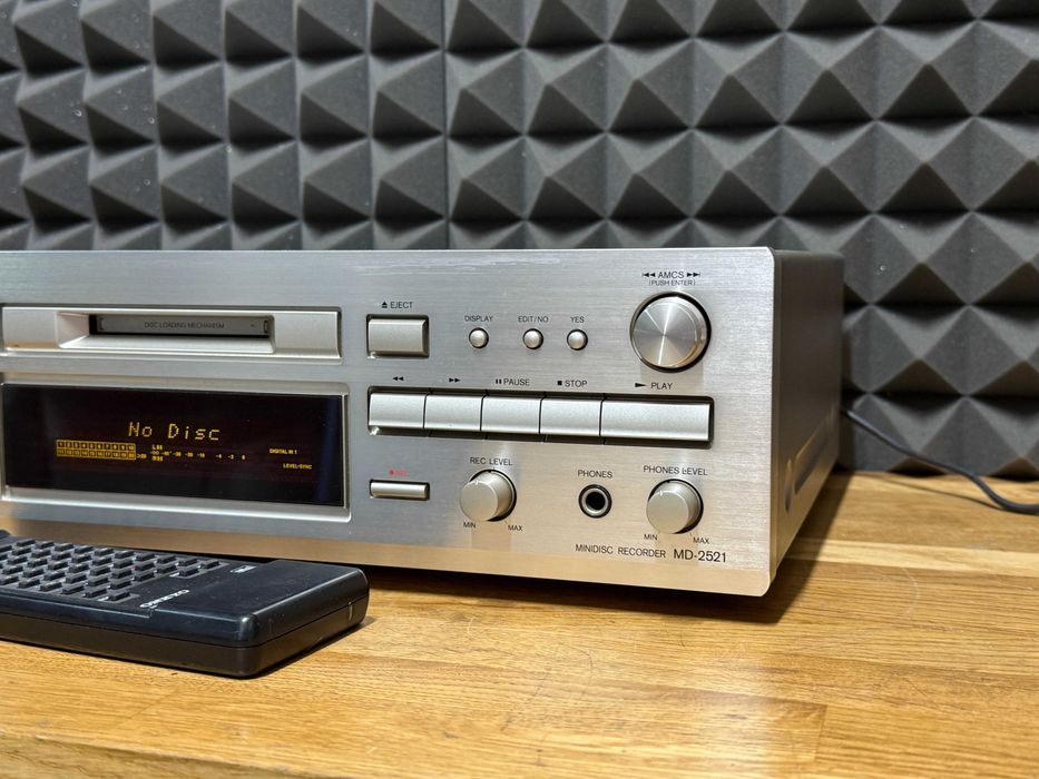 Odtwarzacz MINIDISC Onkyo MD-2521