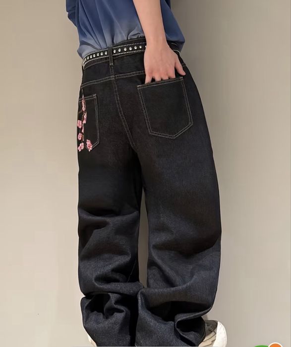 Джинсы с сакурой вышивка бегги широкие