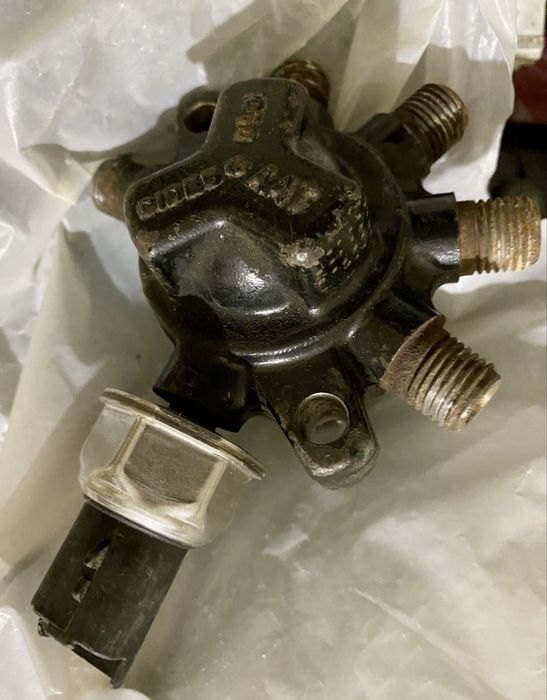 Датчик тиску подачі палива рено сценік 2 гранд сценік 2003-2009 роки